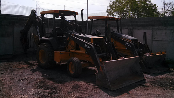 Renta de Retroexcavadora John Deere 310 en Guadalajara